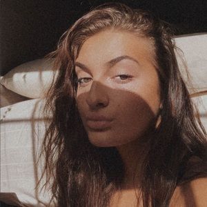 Meet your Posher, Corynn